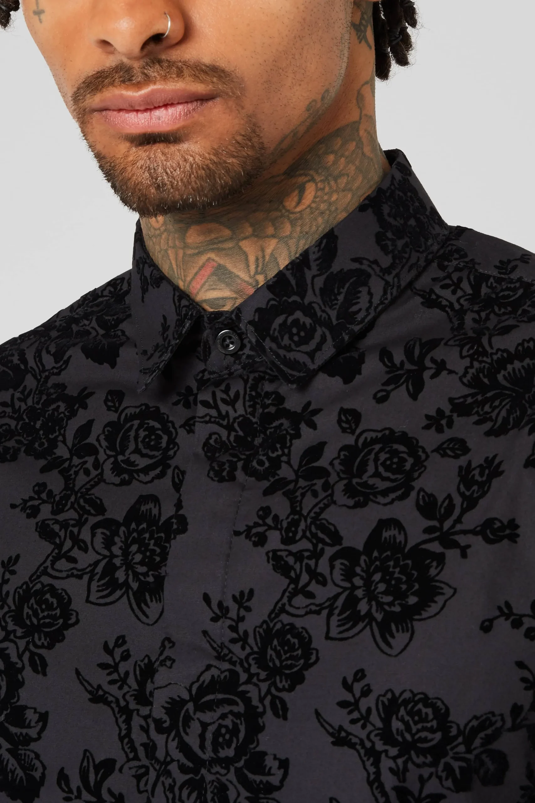 Armada Skinny Fit Black Floral Flocked Cotton Shirt