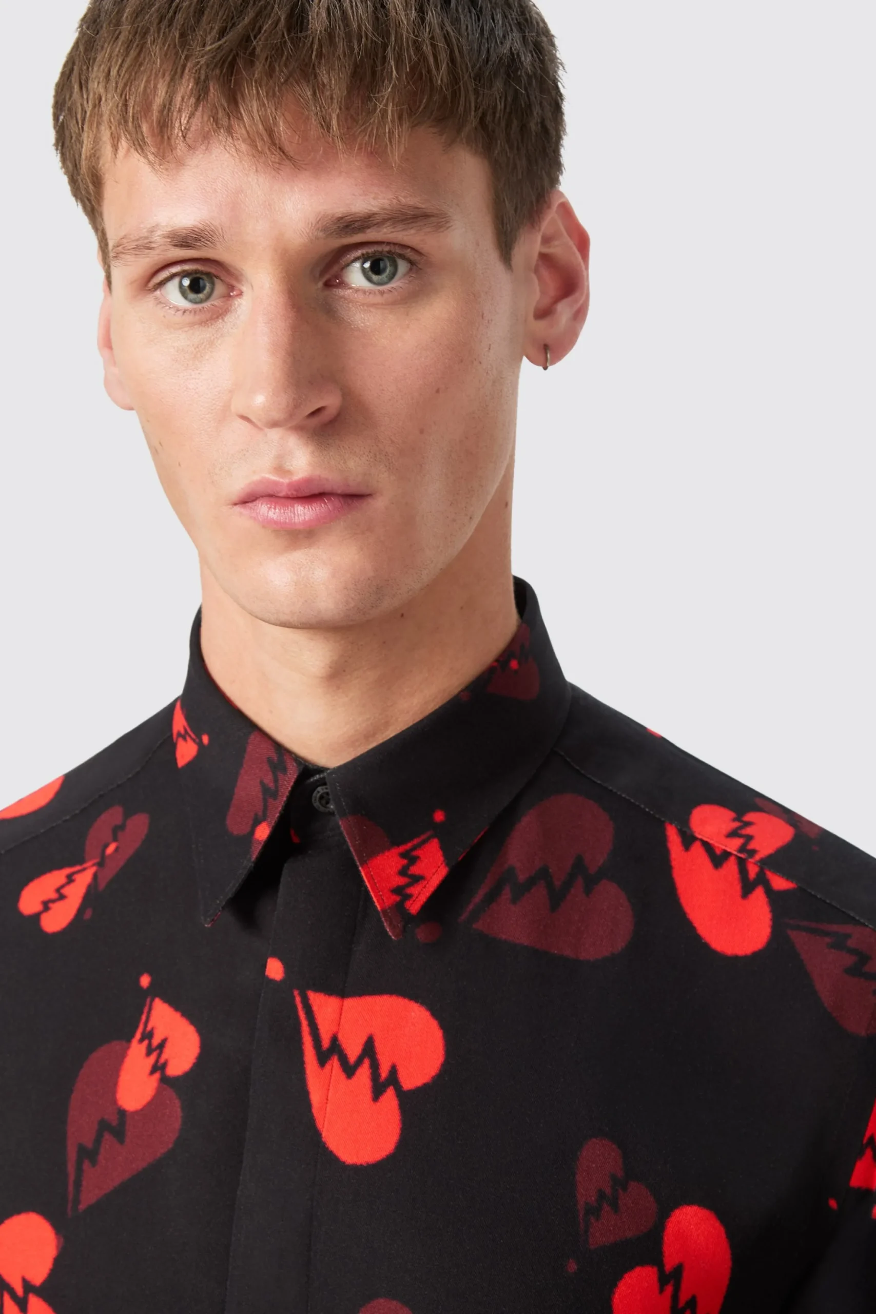 Casse Slim Fit Heart Flocked Black Shirt