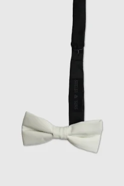 Goth White Bow Tie